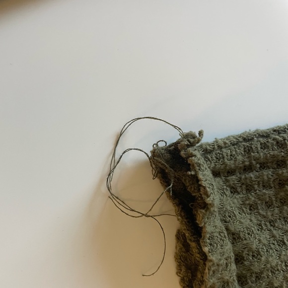 Urban Outfitters Baggy Waffle Top - Picture 4 of 6